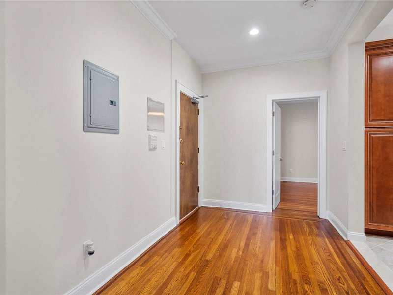Gallery Photo 26